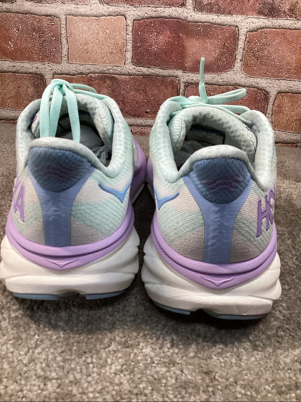 Hoka One One hoka clifton